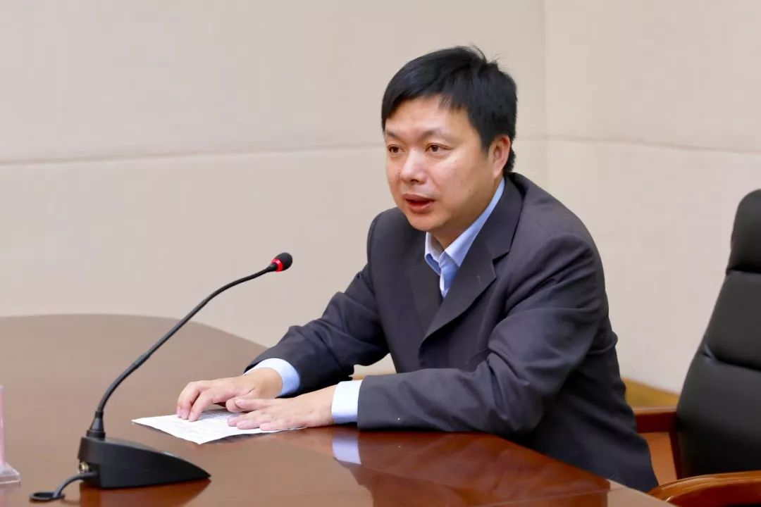 写在大地上的诗 推荐视频