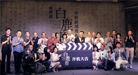 嘉陵江边 推荐视频