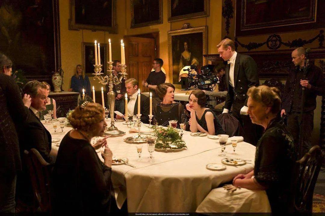 他夏天住在楼下 推荐视频