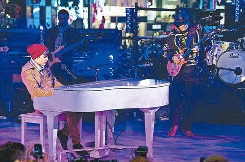 写在大地上的诗 推荐视频