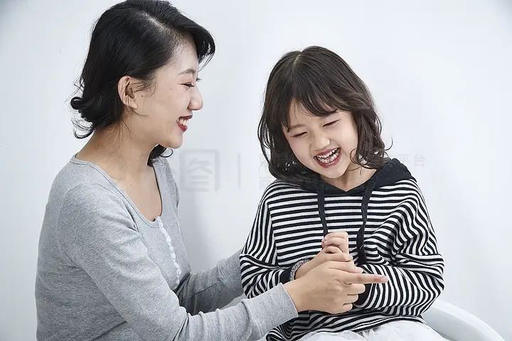 亲切的弗吉尼亚 视频主图