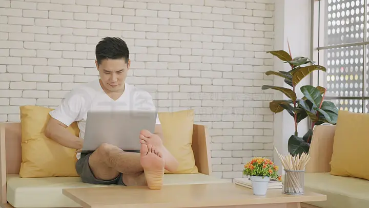 卡什夫人的欲望 推荐视频