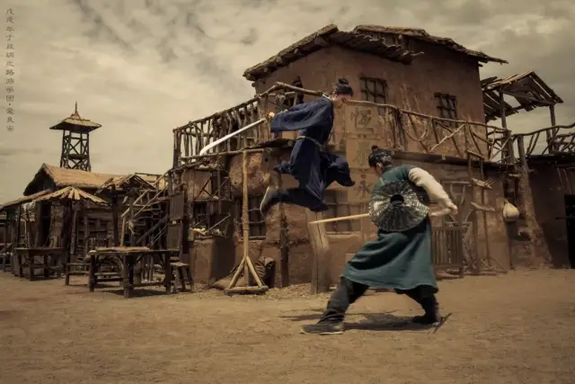 吸血少女大战再生萝莉 推荐视频