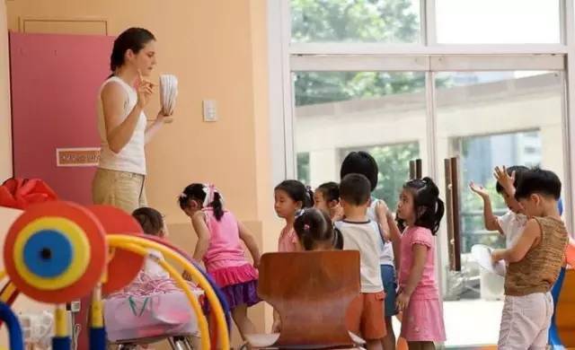 僵尸刑警 推荐视频