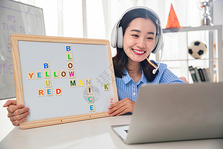 僵尸皇帝 推荐视频