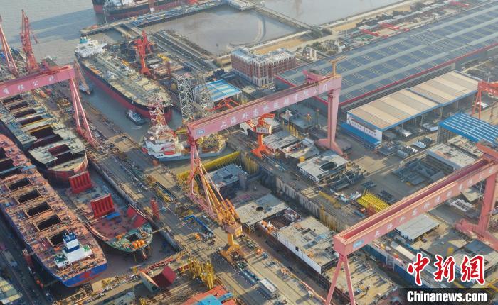 伊兹大闹洛杉矶 推荐视频