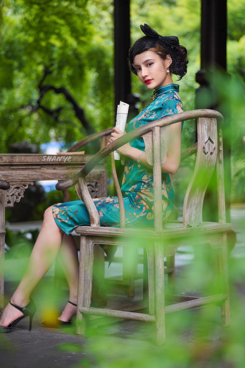 伦敦父女档 产品图片