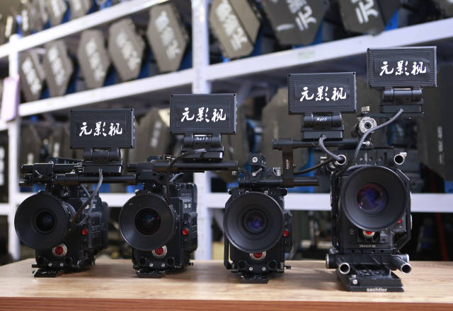 再见，残酷的世界 推荐视频