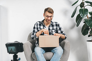 偷自行车的人 推荐视频