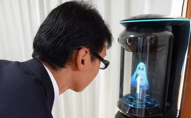 但是想结婚！BL漫画家的别扭婚活记 视频主图