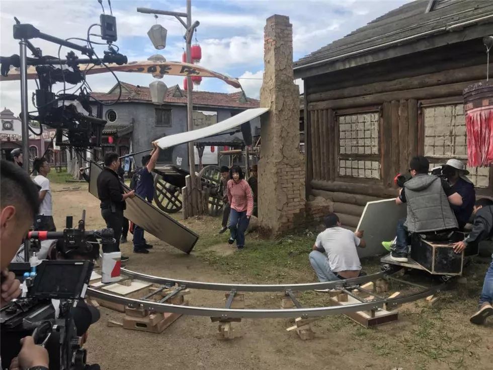 偷破天际线 产品图片