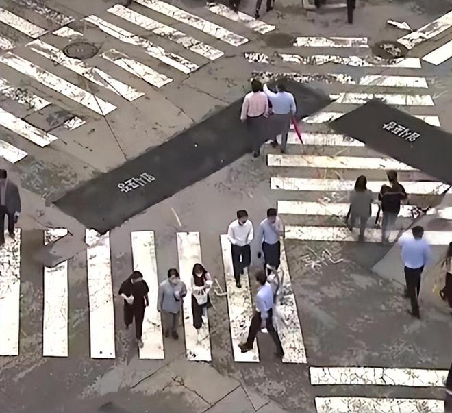 地下吻 推荐视频