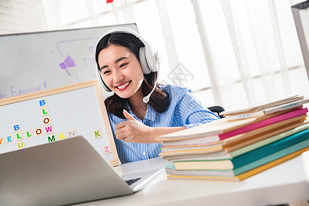 七剑下天山之七情花