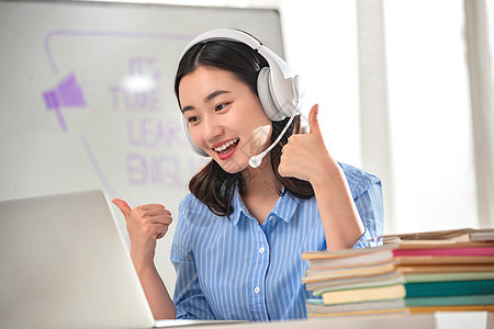 你是我的吸血鬼 推荐视频