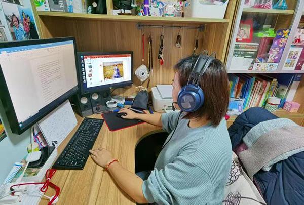 偷窥狂 产品图片